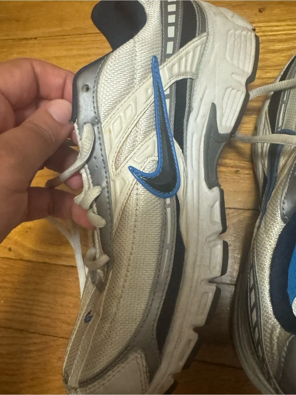 Nike Men’s White and Blue Initiator Athletic Shoes